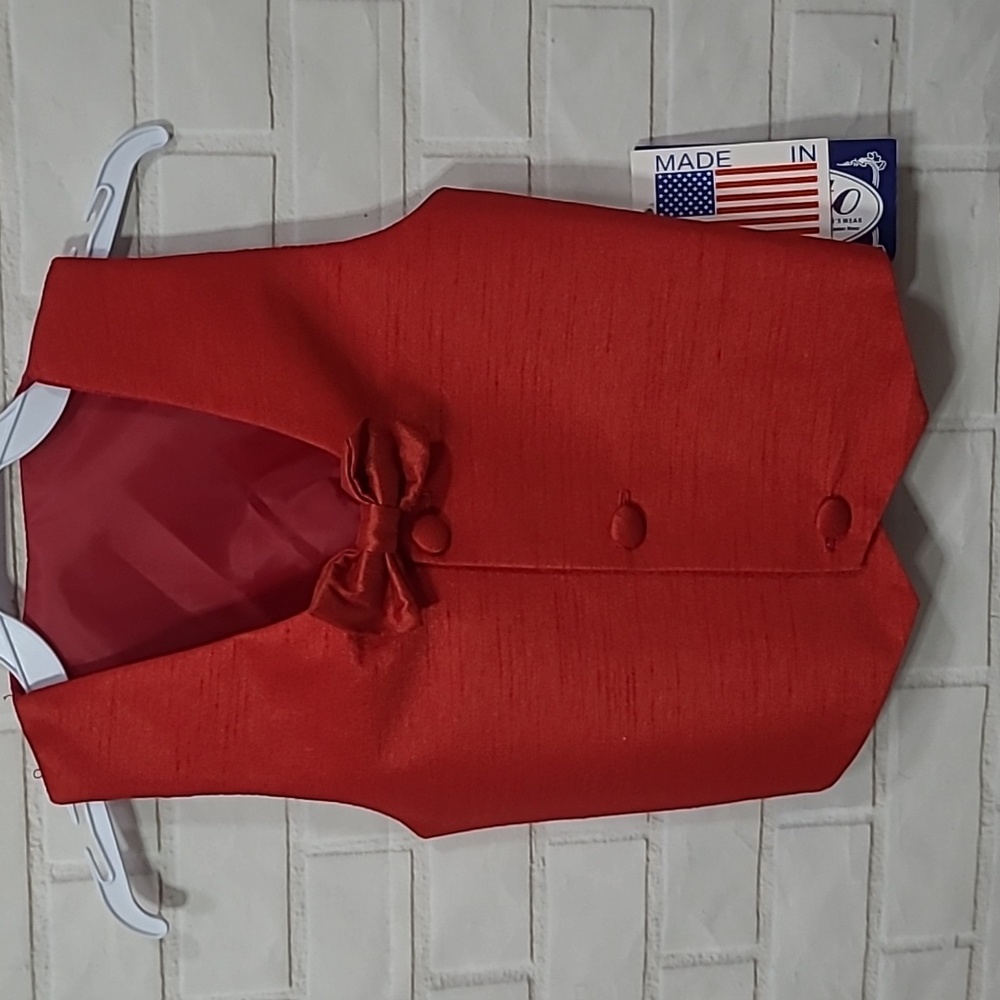 NWT Lito Matching Red Vest and Bow Tie